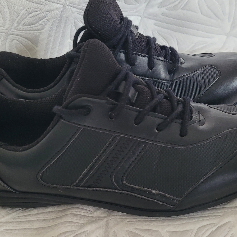 Safe T Step Women’s Slip‑Resistant Work Sneakers – Black, Size 9.5 W